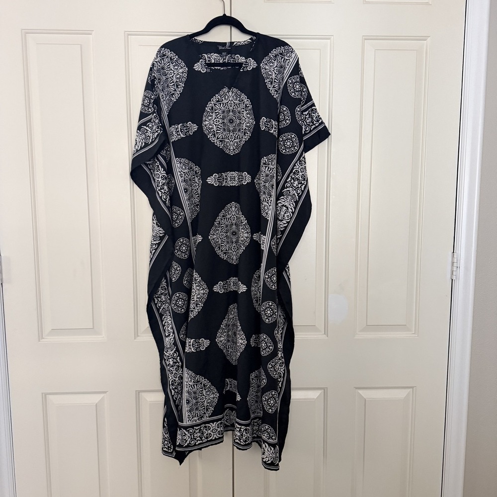 Goood Times Kaftan Dress One Size Black White Geometric V Neck Kimono Boho